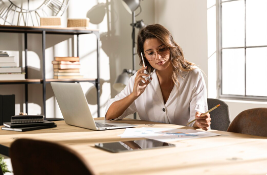 Cum lucrăm pentru ca lucrarea ta să fie completă, coerentă și acceptată fără emoții